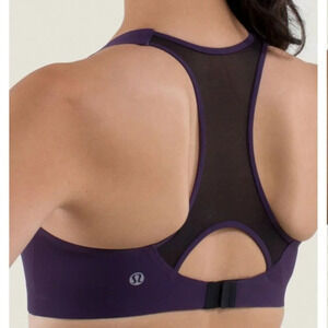 Lululemon Bitty Bracer (B-C  cup) Deep Zinfandel Purple/Black Size 34B